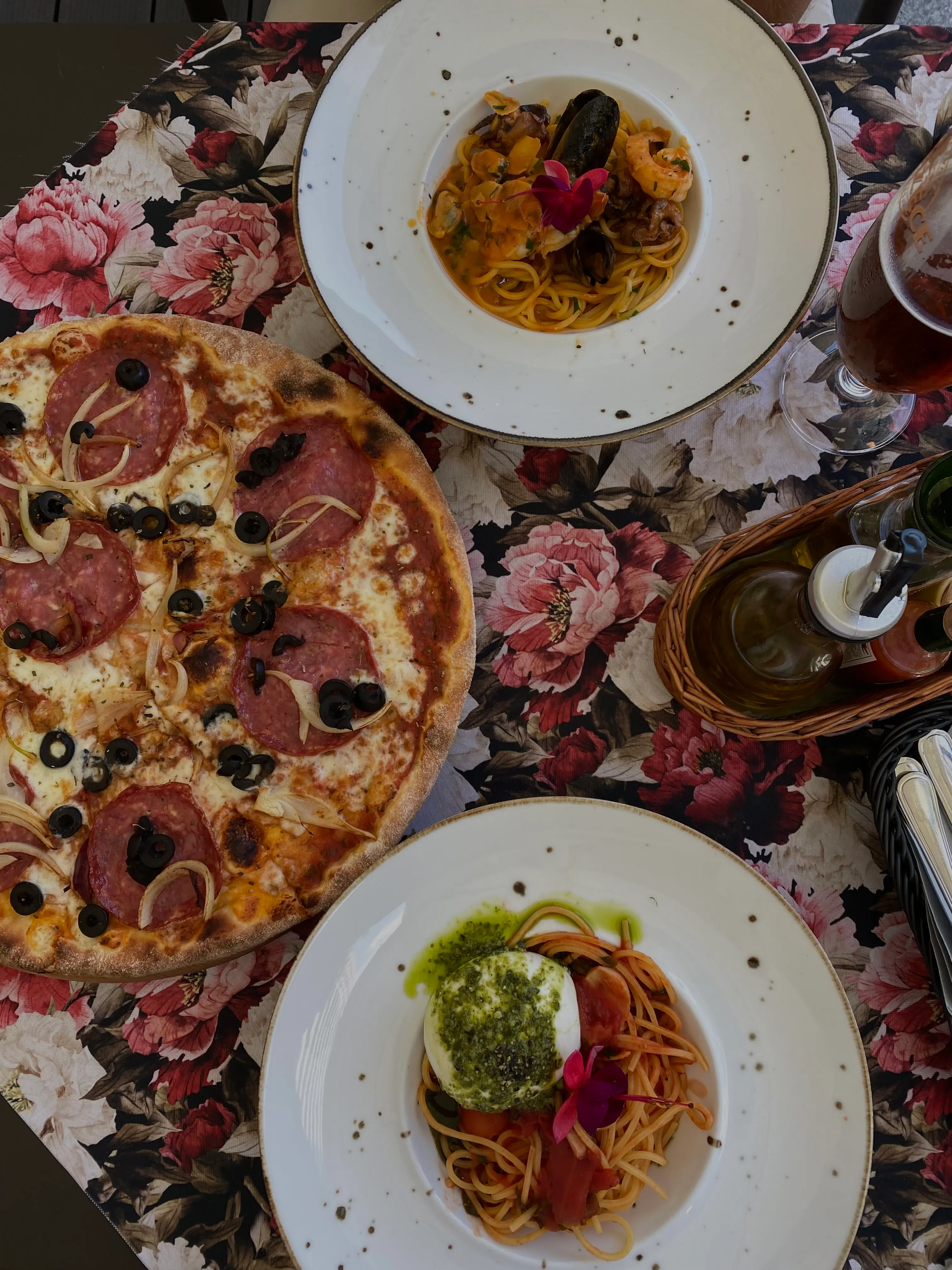 Capo's Restaurant and Speakeasy