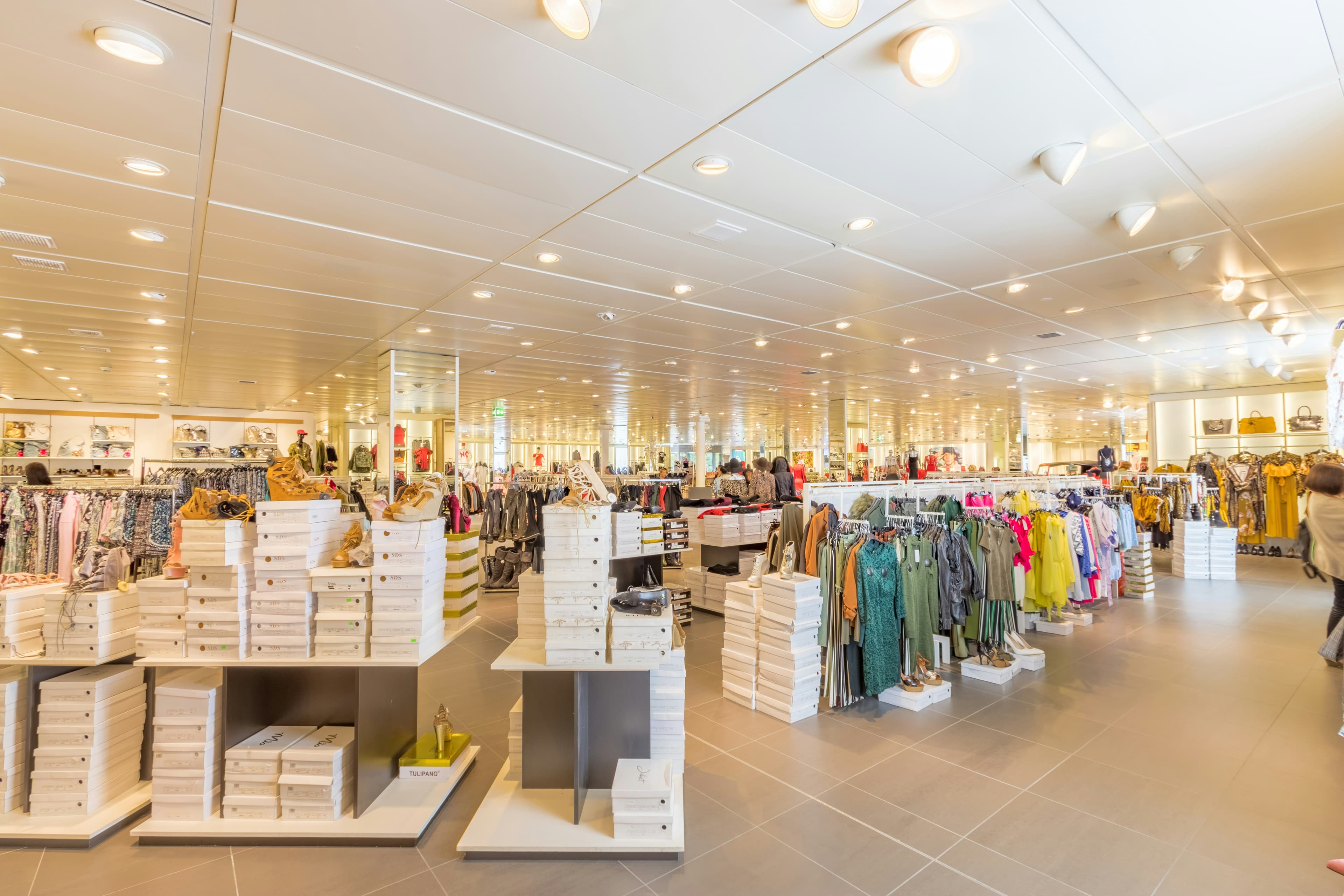 Las Vegas South Premium Outlets