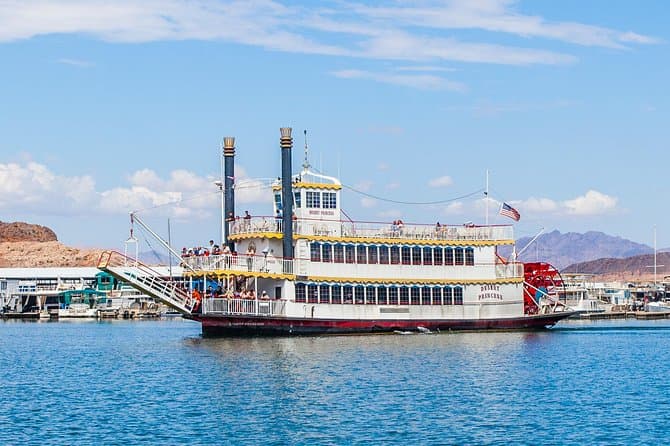 Hoover Dam Tour with Lake Mead Cruise