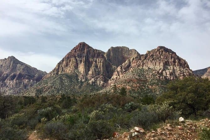 Guided or Self-Guided Road Bike Tour of Red Rock Canyon