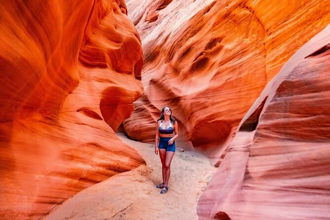 Antelope Canyon and Horseshoe Bend Day Trip