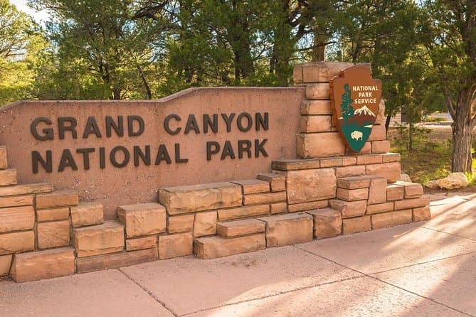 Grand Canyon National Park South Rim Bus Tour photo 2